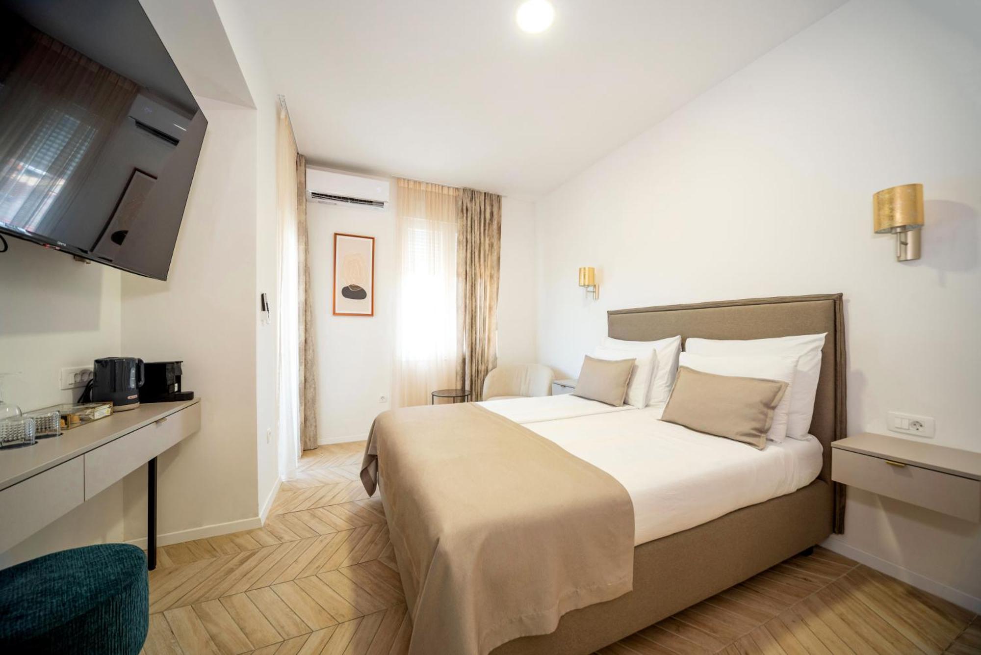 Mariani Luxury In Center